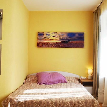 Owl Home Odessa Cozy Spacious Apartment In A Quiet Center Between Deribasovskaya And Privoz Екстер'єр фото