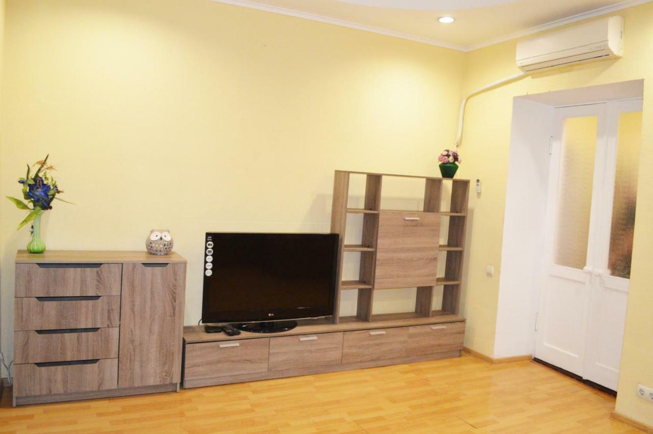 Owl Home Odessa Cozy Spacious Apartment In A Quiet Center Between Deribasovskaya And Privoz Екстер'єр фото