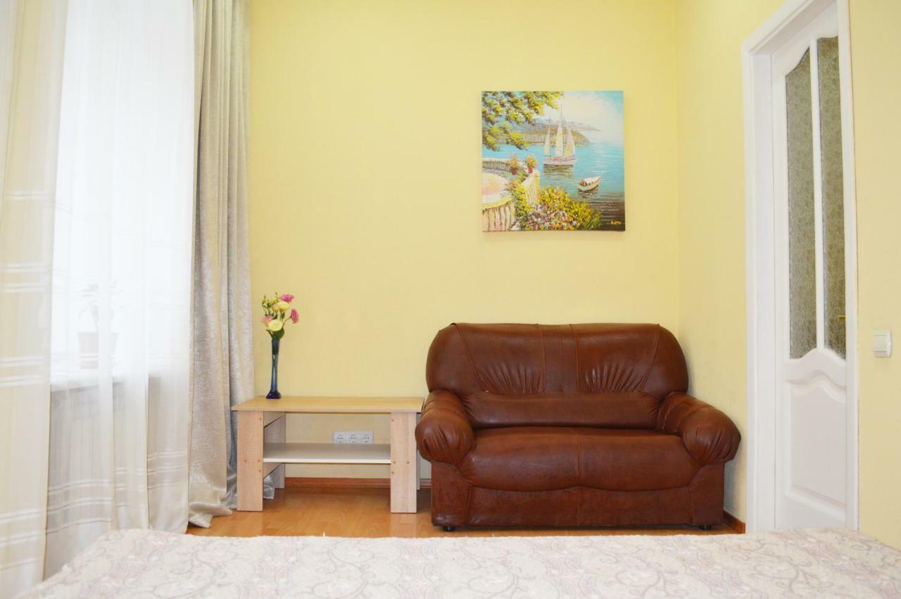 Owl Home Odessa Cozy Spacious Apartment In A Quiet Center Between Deribasovskaya And Privoz Екстер'єр фото